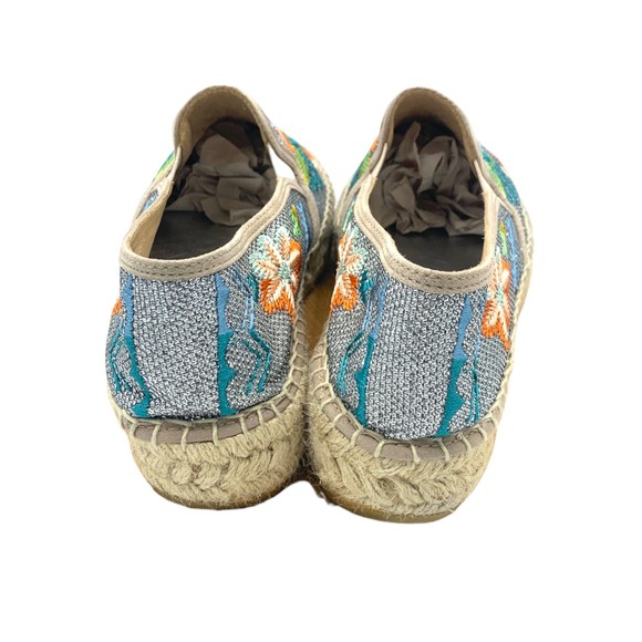 Johnny Was Silver Metallic Floral Embroidered Elysia Espadrilles Size 41 - Picture 10 of 10
